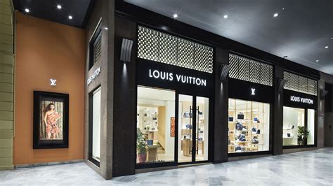 louis vuitton bologna|louis vuitton bologna italy.